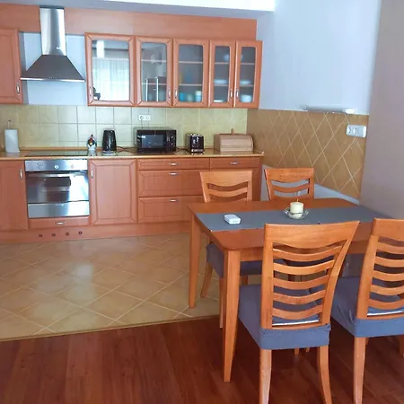 Aranyeso2 Apartman - Pool & Free Parking Balatonfured Exterior photo